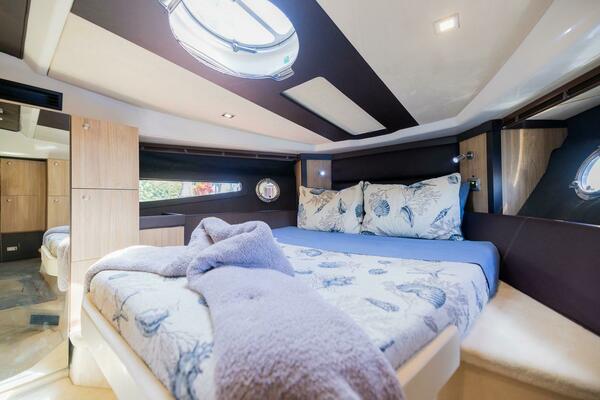 She s Royal 39ft Cranchi Yacht For Sale