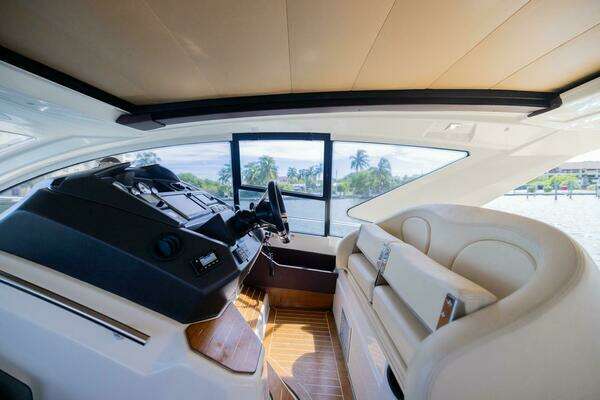 Cranchi M 44 HT Yacht For Sale