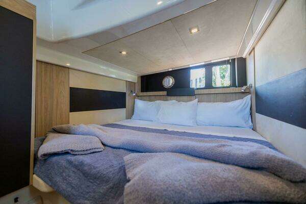 Cranchi M 44 HT Yacht For Sale