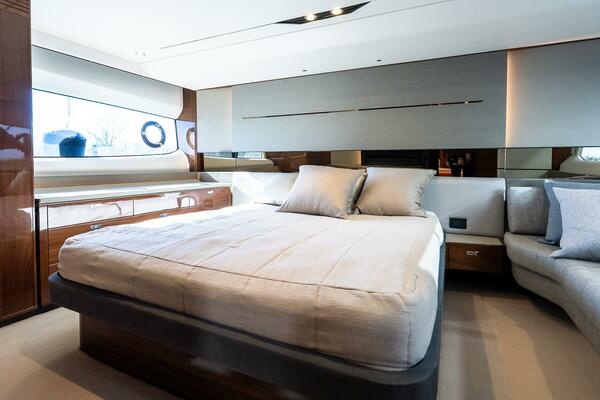 MOLLY 60ft Princess Yacht For Sale