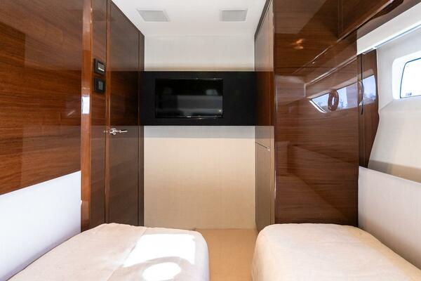 MOLLY 60ft Princess Yacht For Sale