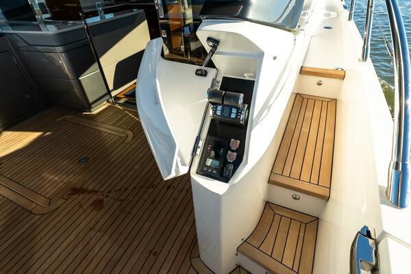 MOLLY 60ft Princess Yacht For Sale