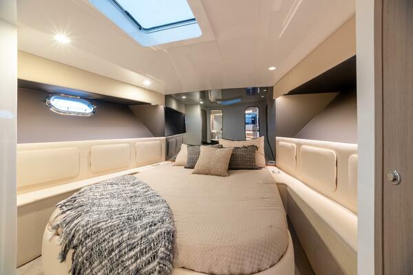 50ft Magnum Yacht For Sale