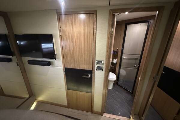 Sea Ray L 590 Yacht For Sale