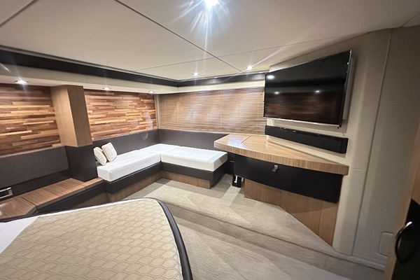 59ft Sea Ray Yacht For Sale