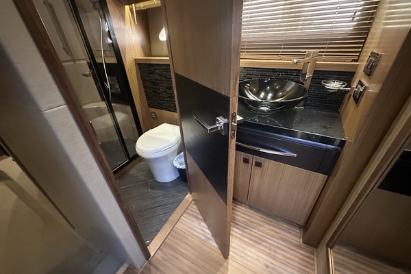 59ft Sea Ray Yacht For Sale