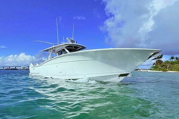 Scout 400 LXF Yacht For Sale