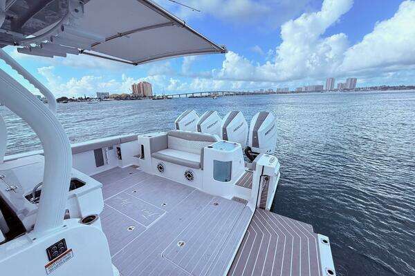 Scout 400 LXF Yacht For Sale