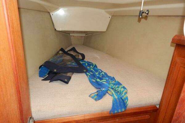 Photo of the 1992 Hunter 33.5 "Some Day Came"
