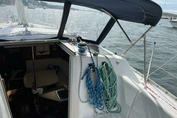 Photo of the 1992 Hunter 33.5 "Some Day Came"