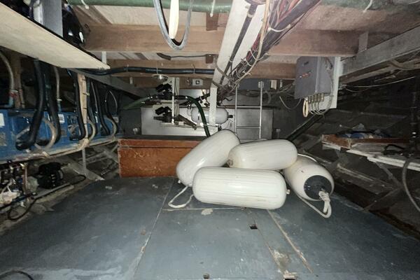 52ft Richardson Yacht For Sale