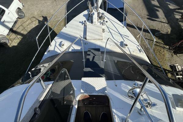 52ft Richardson Yacht For Sale