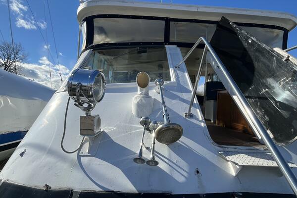 52ft Richardson Yacht For Sale