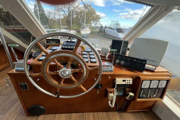 52ft Richardson Yacht For Sale