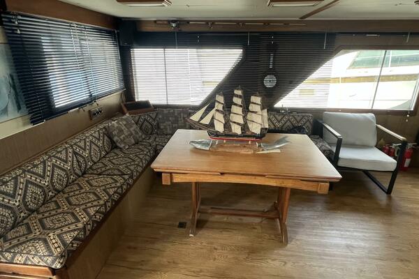 52ft Richardson Yacht For Sale
