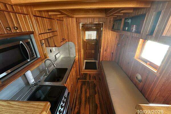 Custom Chesapeake Bay Buyboat Yacht For Sale