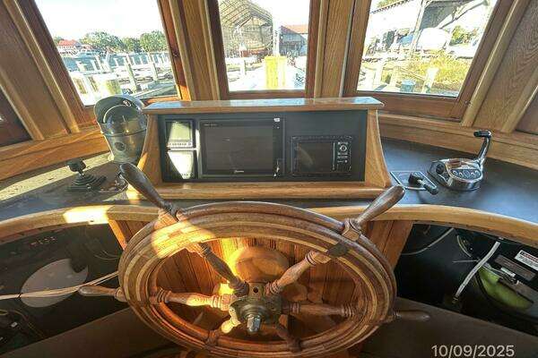Custom Chesapeake Bay Buyboat Yacht For Sale
