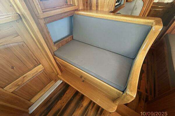 Custom Chesapeake Bay Buyboat Yacht For Sale