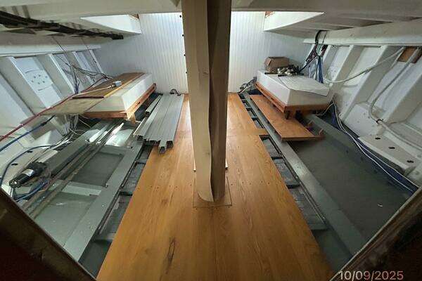 Custom Chesapeake Bay Buyboat Yacht For Sale