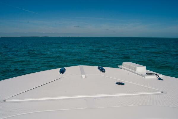 36ft Front Runner Yacht For Sale