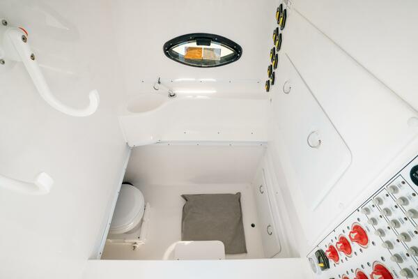 39ft Contender Yacht For Sale