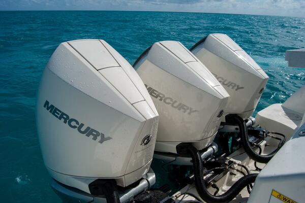 34ft Boston Whaler Yacht For Sale