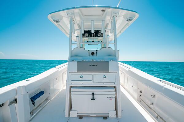 34ft Caymas Yacht For Sale