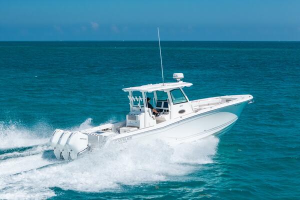 34ft Caymas Yacht For Sale