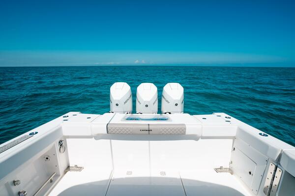 34ft Caymas Yacht For Sale