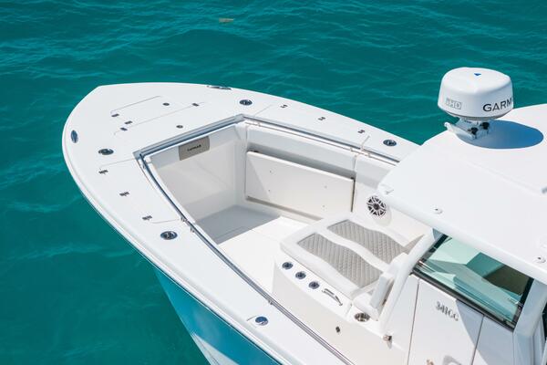 34ft Caymas Yacht For Sale