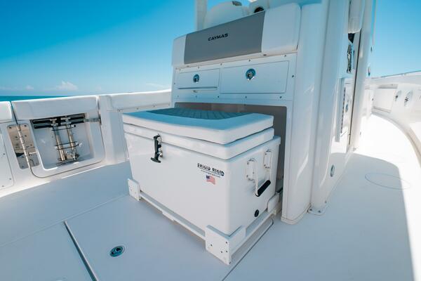 34ft Caymas Yacht For Sale