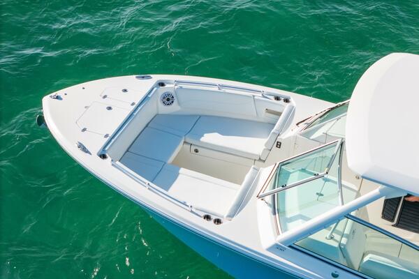 33ft Cobia Yacht For Sale