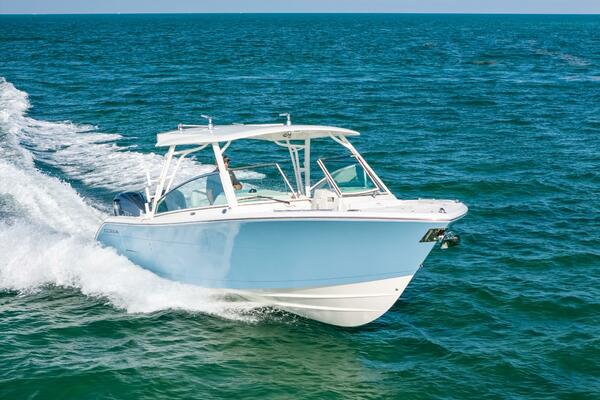 33ft Cobia Yacht For Sale