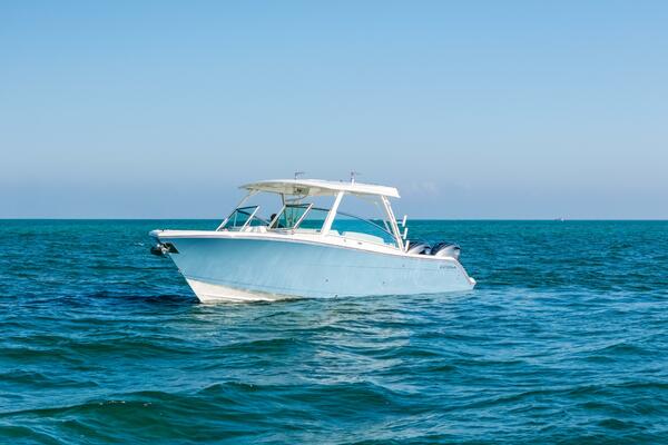 33ft Cobia Yacht For Sale