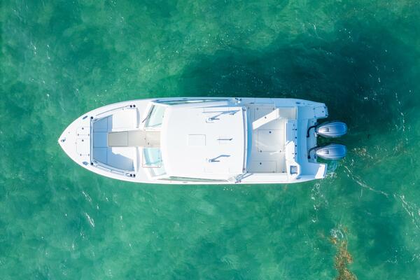 33ft Cobia Yacht For Sale