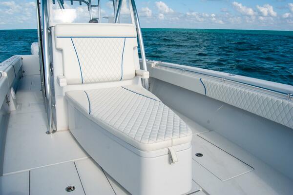 39ft Contender Yacht For Sale