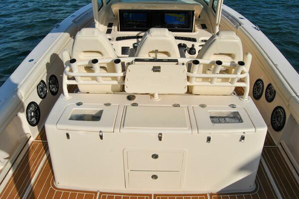 37ft Grady White Yacht For Sale