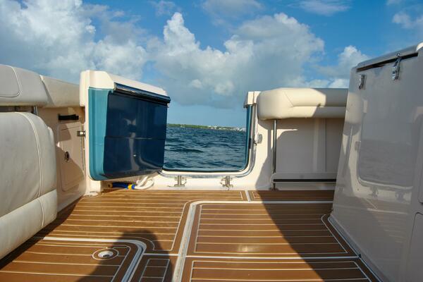 37ft Grady White Yacht For Sale