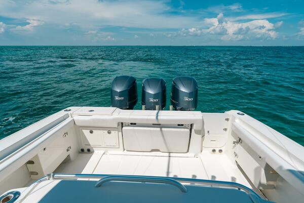 33ft Hydra Sports Yacht For Sale