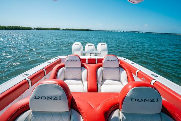 38ft Donzi Yacht For Sale
