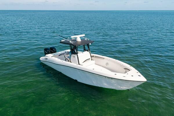 33ft Deep Impact Yacht For Sale