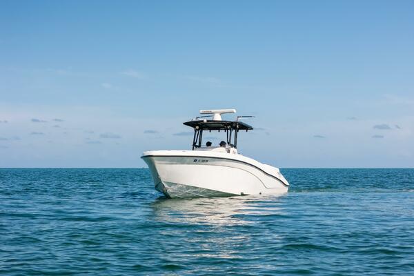 33ft Deep Impact Yacht For Sale