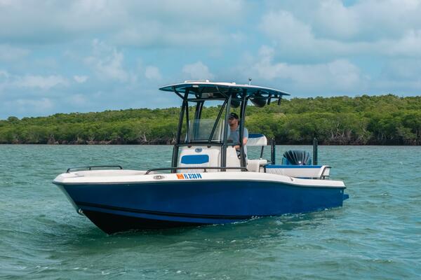 23ft Hydra Sports Yacht For Sale