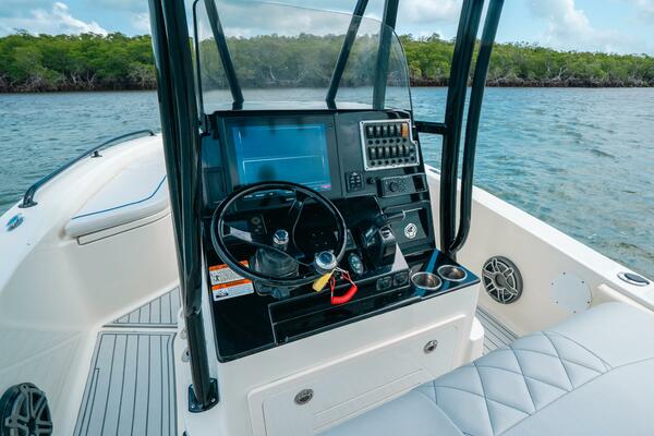 23ft Hydra Sports Yacht For Sale