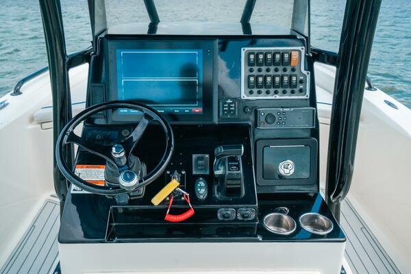 23ft Hydra Sports Yacht For Sale