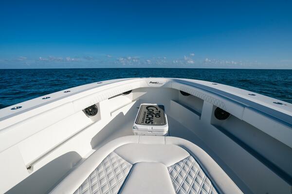 39ft Front Runner Yacht For Sale