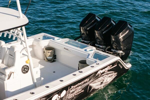 39ft Front Runner Yacht For Sale