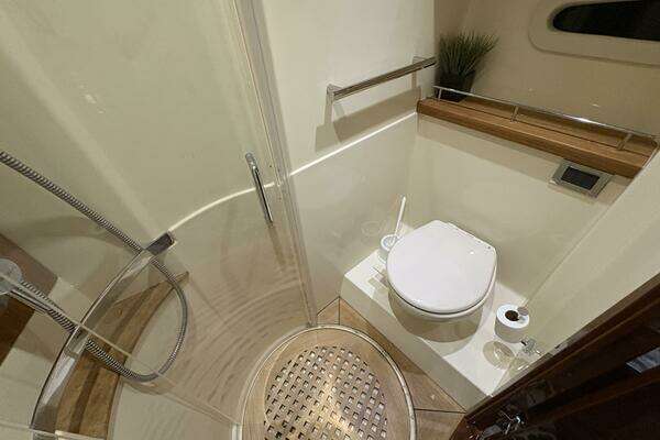 Sea Ray 470 Sundancer Yacht For Sale