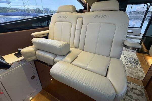 Sea Ray 470 Sundancer Yacht For Sale