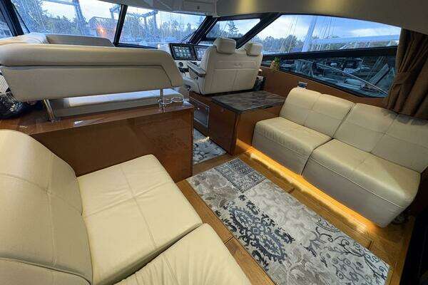 Sea Ray 470 Sundancer Yacht For Sale